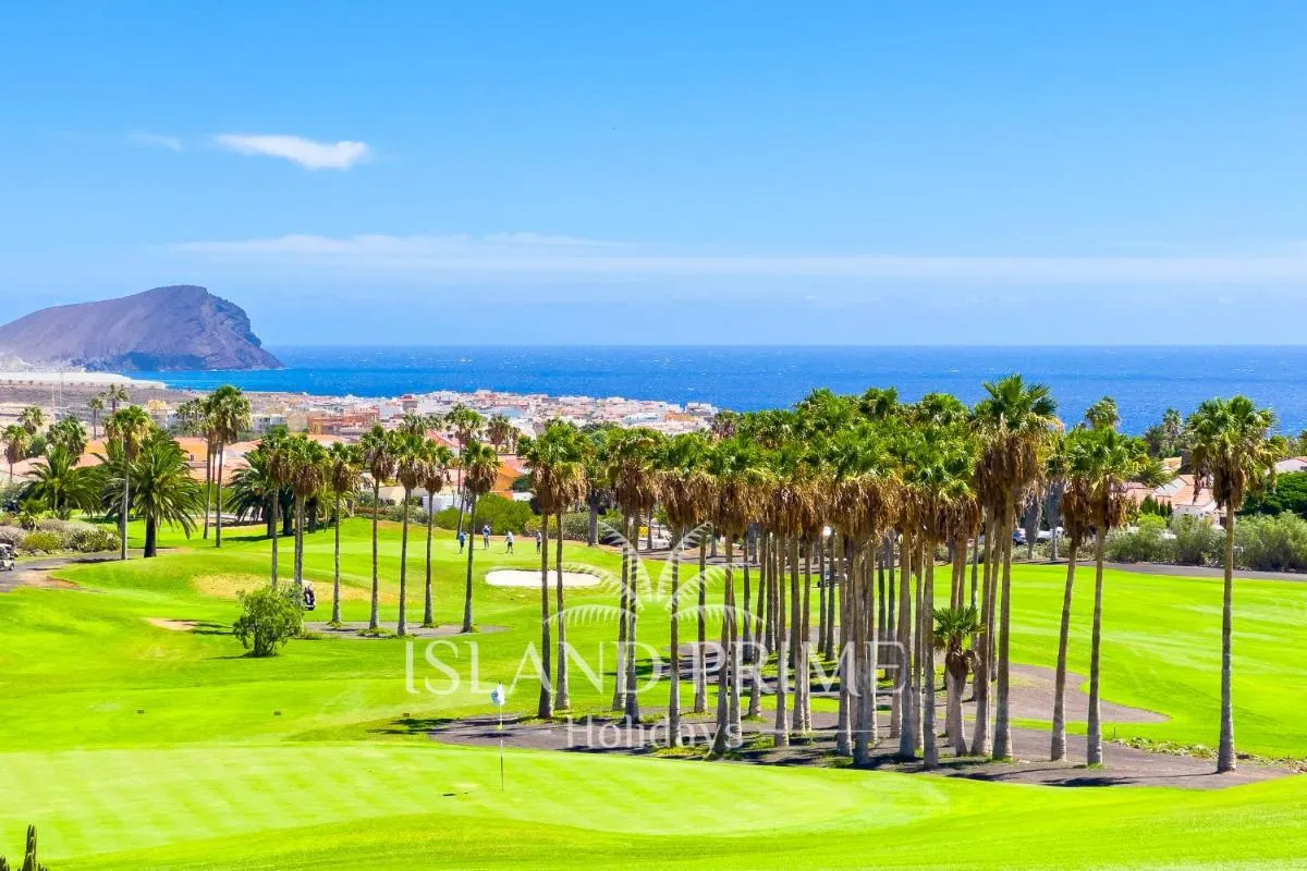 Image 6 of Holiday Relax with Teide Views and Heated Pool in Amarilla Golf FC425