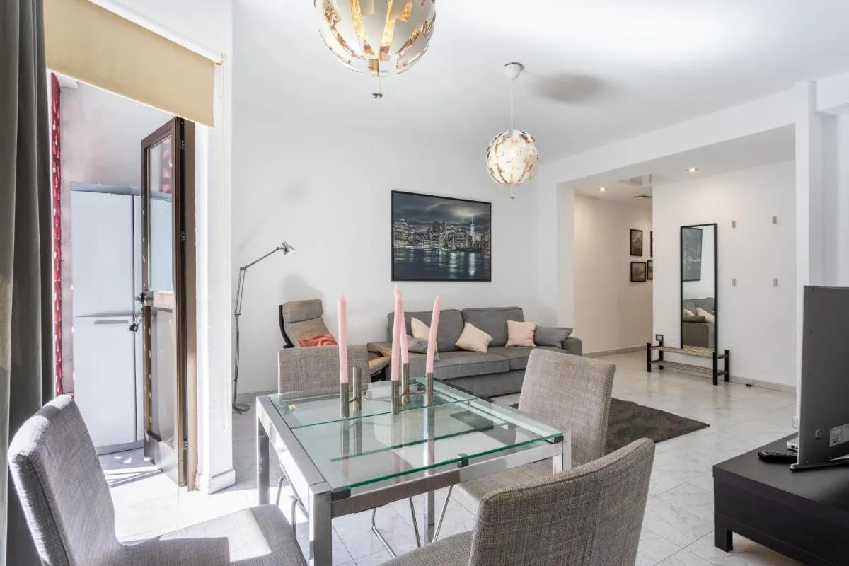 Image 5 of Home2Book Cozy Apt La Marina, Santa Cruz Center