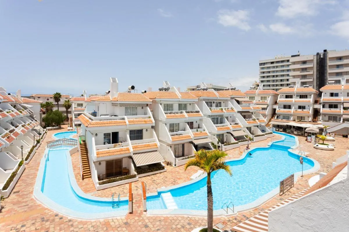 Image 2 of Home2Book Radiant Apt, Pool & Terrace Las Américas