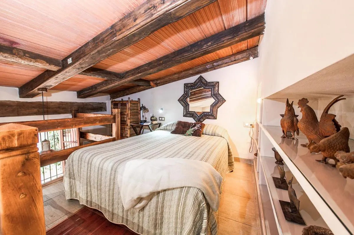 Image 1 of HomeForGuest Cosy rural flat La Lavanda surrounded by nature