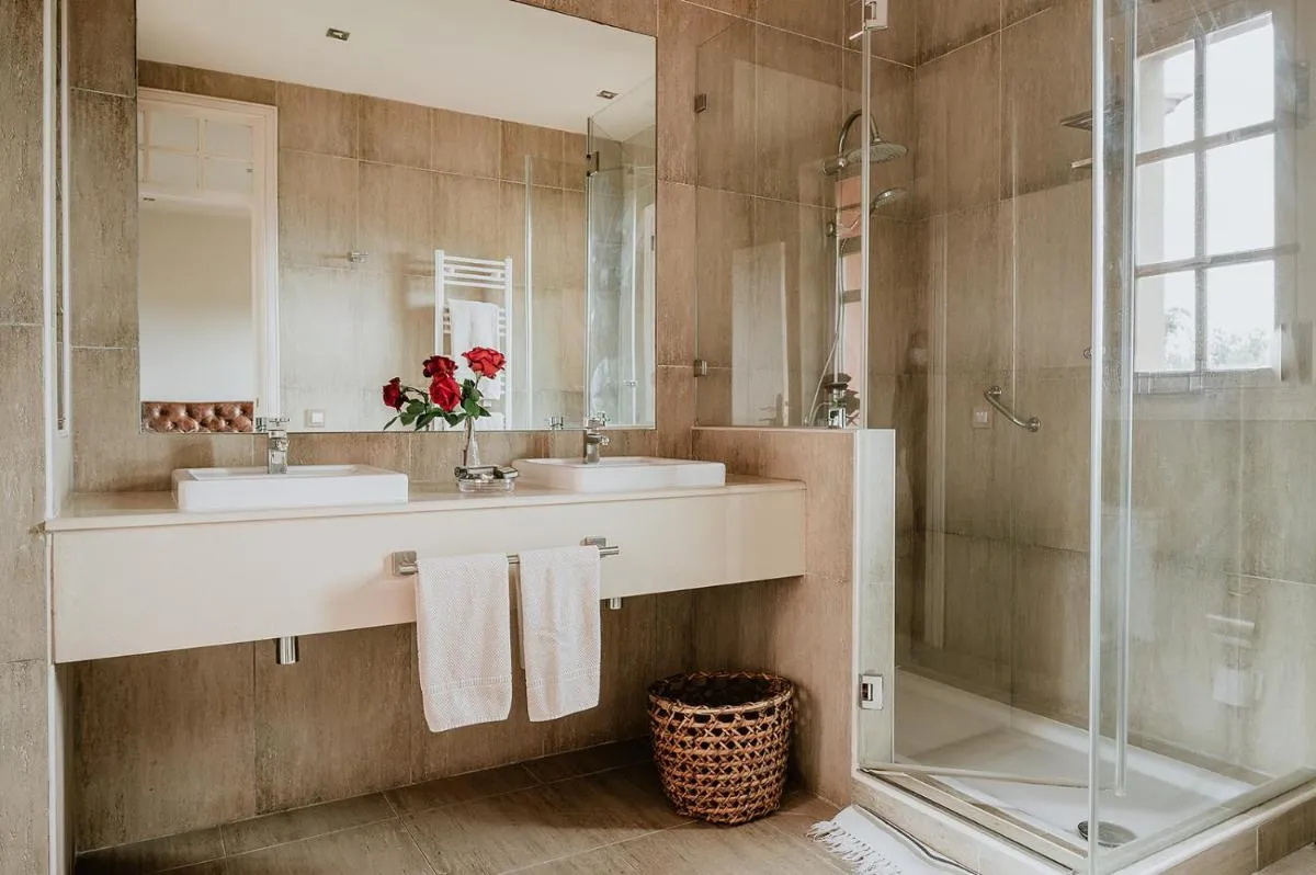 Image 2 of HomeForGuest Rural House with garden El Laurel