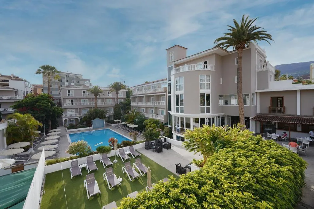 Image of Hotel RF San Borondon