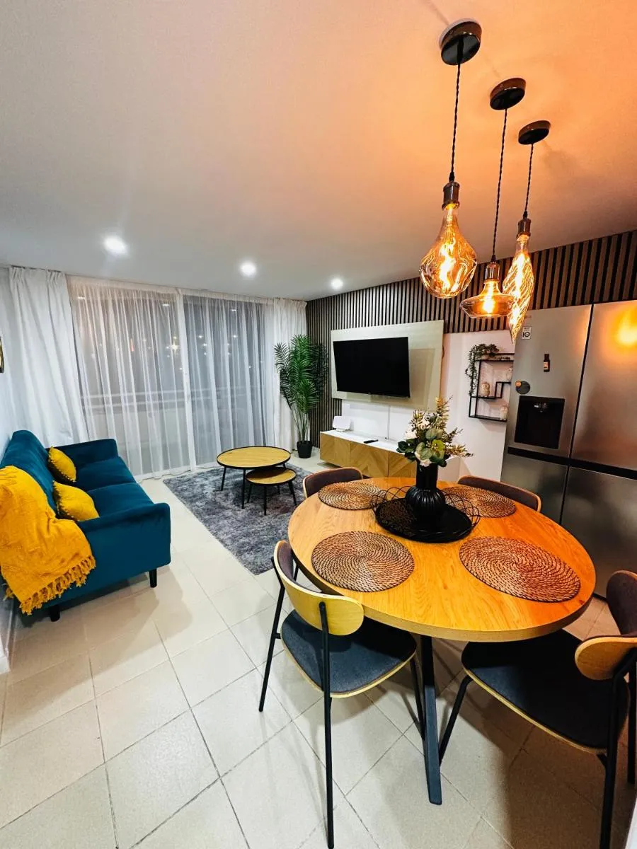 Image 3 of Infinity summer