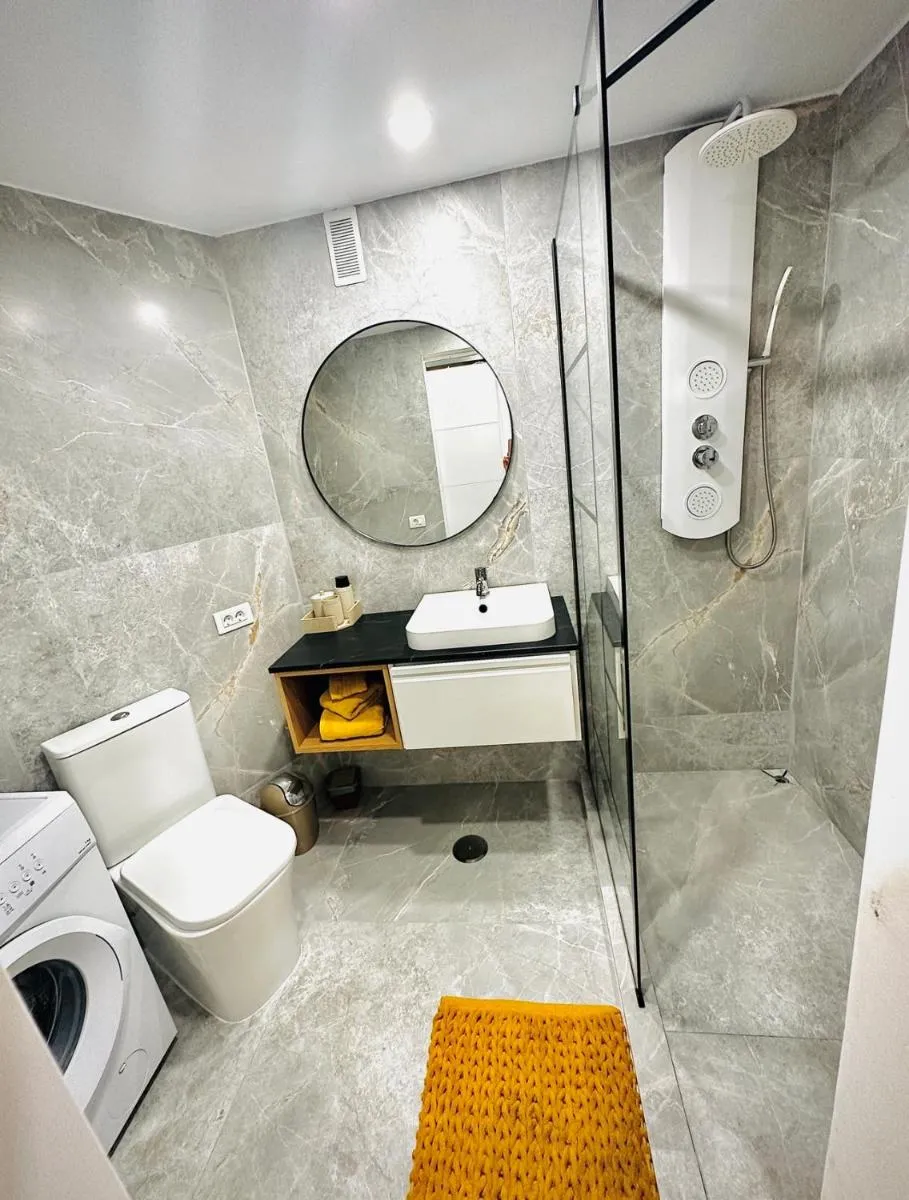 Image 5 of Infinity summer