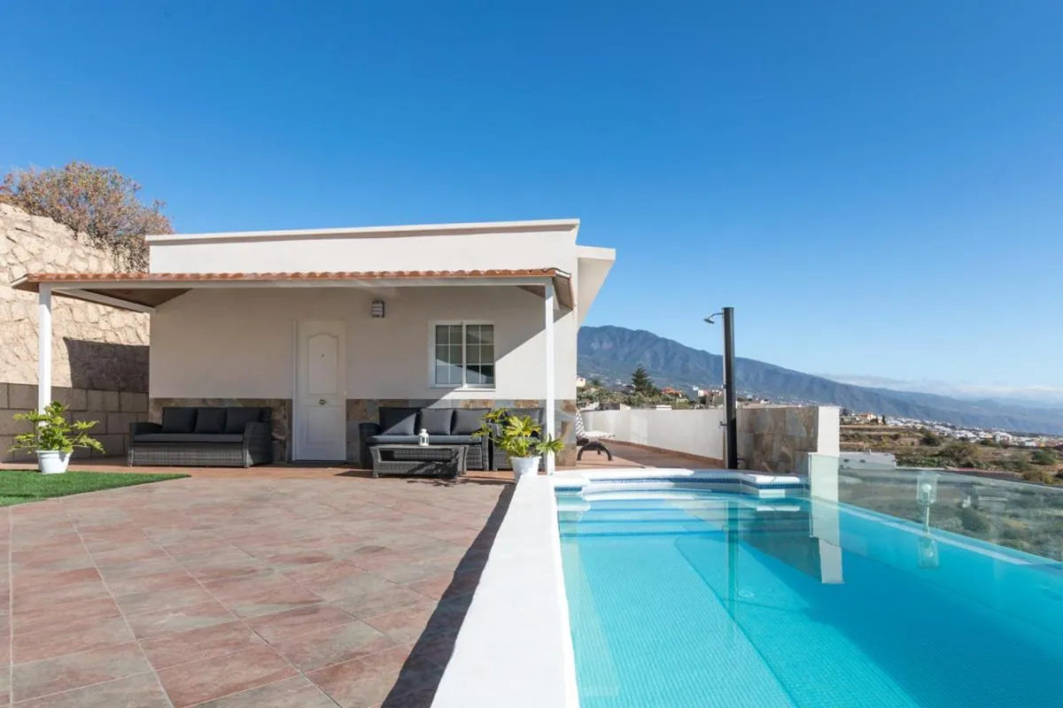 Image 1 of JVG VILLAS – Villa Carolina