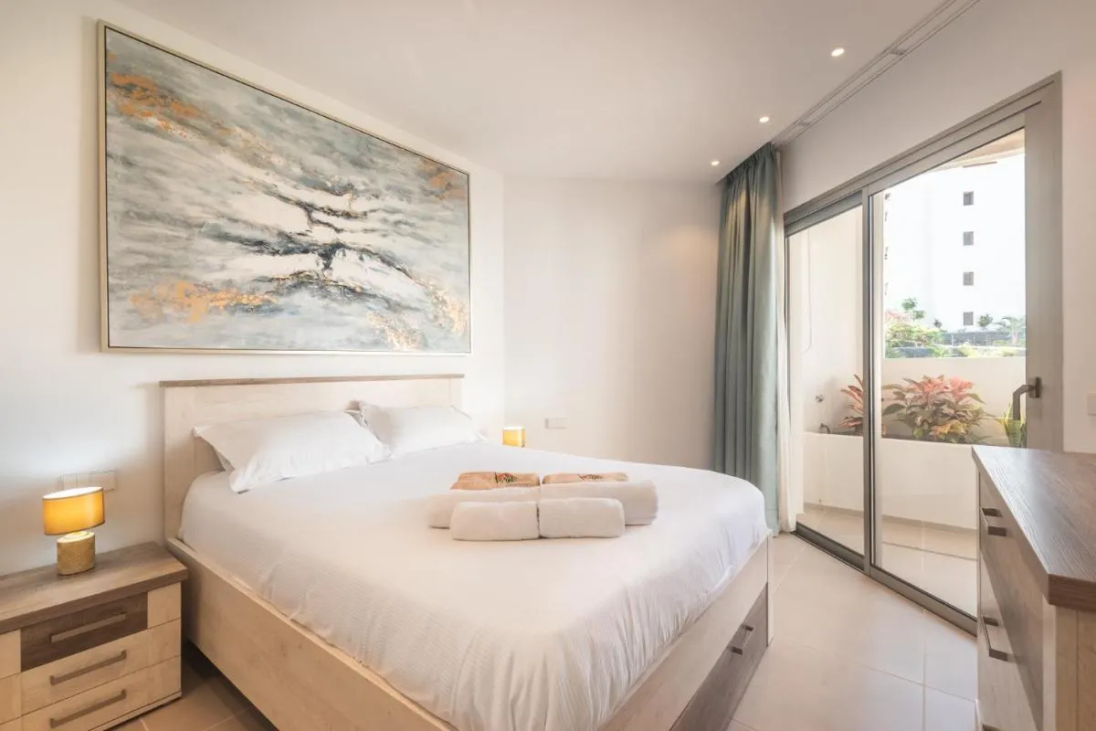 Image 1 of Jardines – Tabor 1 2 POOL VIEW 1B