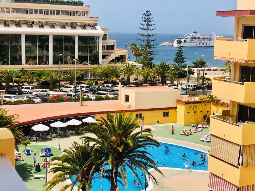 Image of LOS ANGELES APARTMENT Los Cristianos