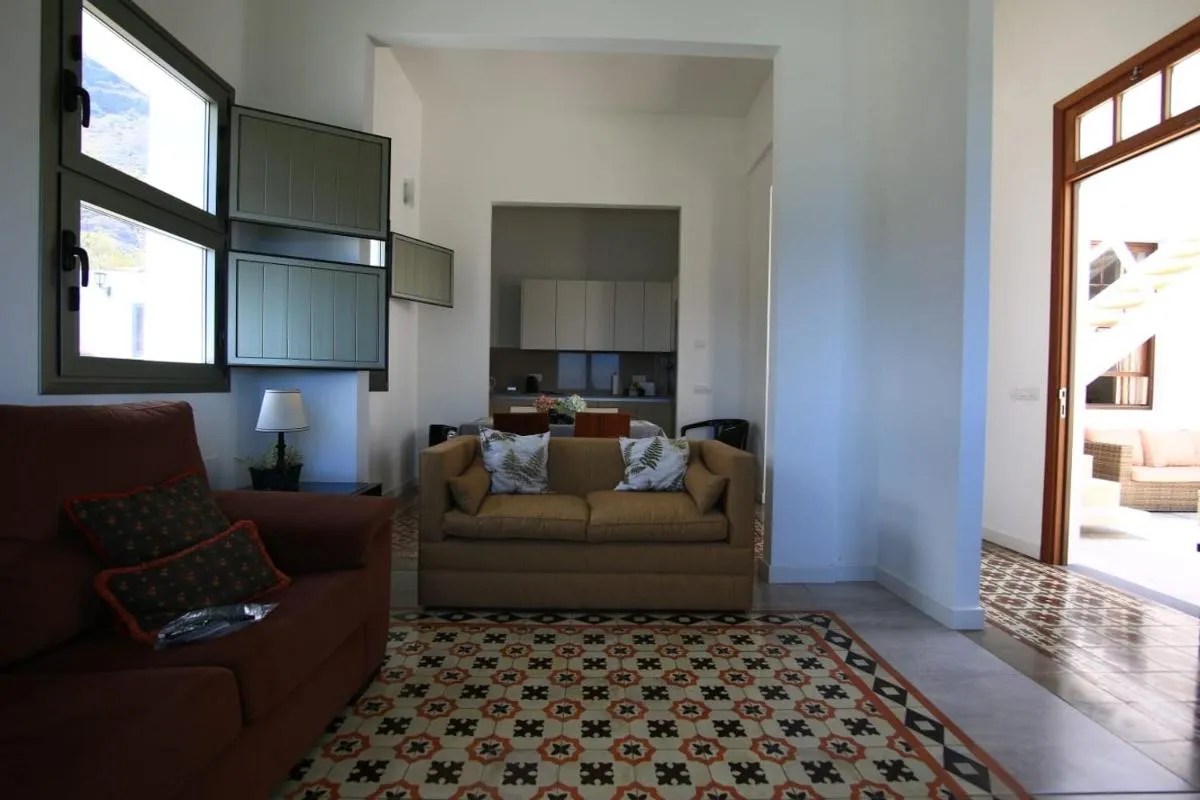 Image 2 of La Casa del Mar