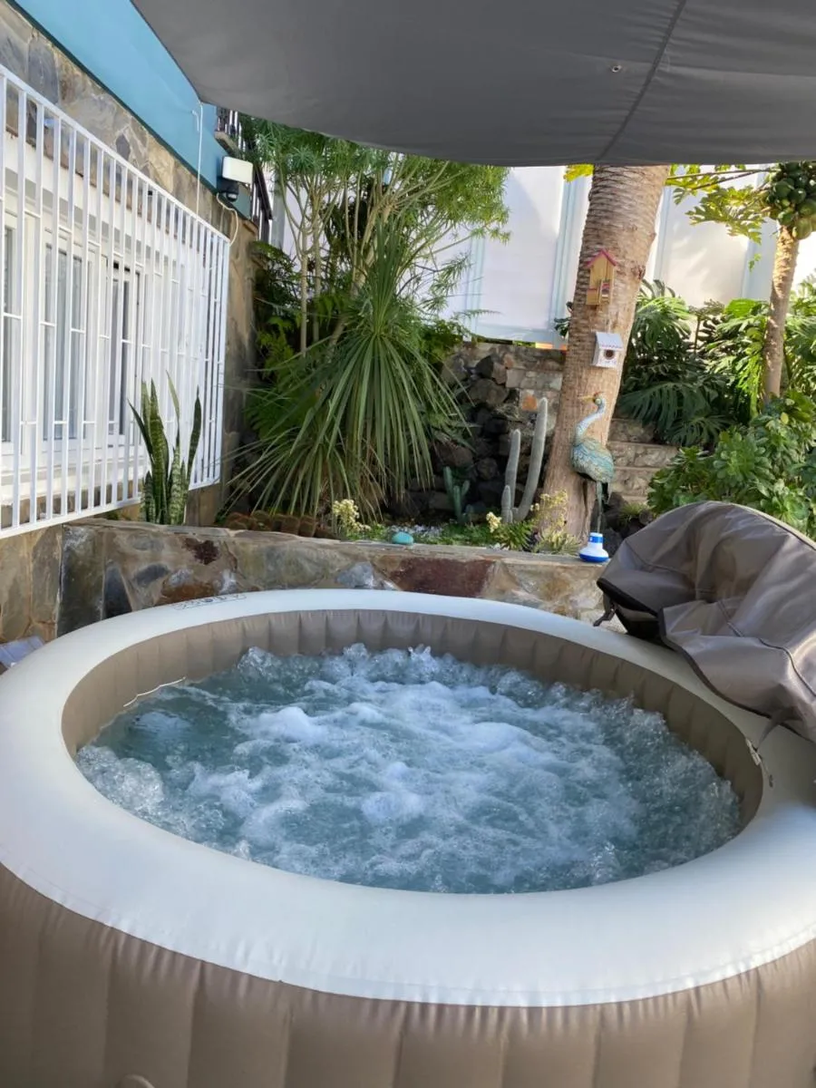 Image 1 of La Casita del Drago, sol y relax