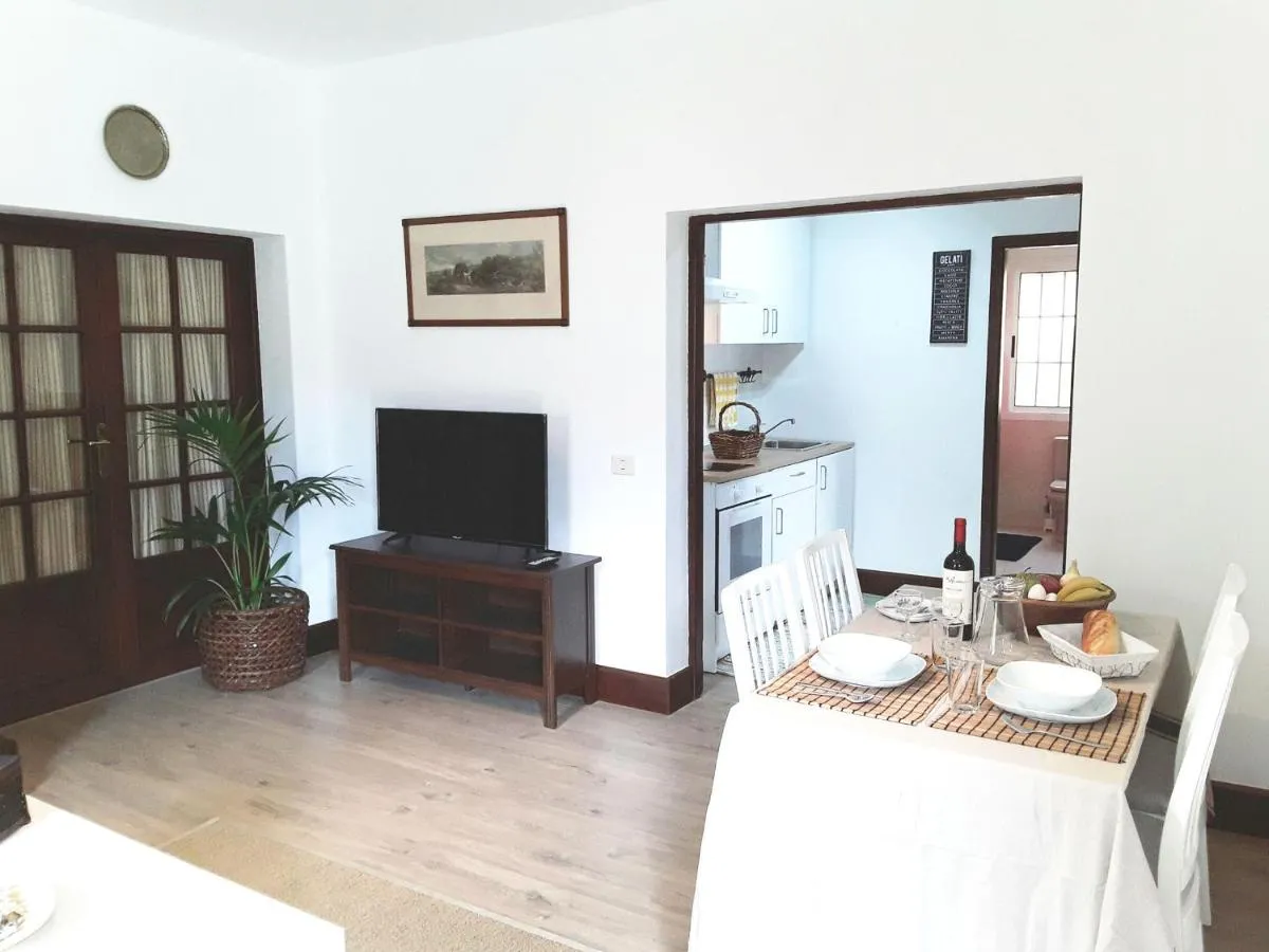 Image 4 of La Chimenea Verde