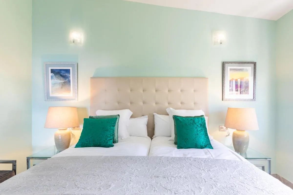 Image 1 of Las Olas Suite – Bajamar