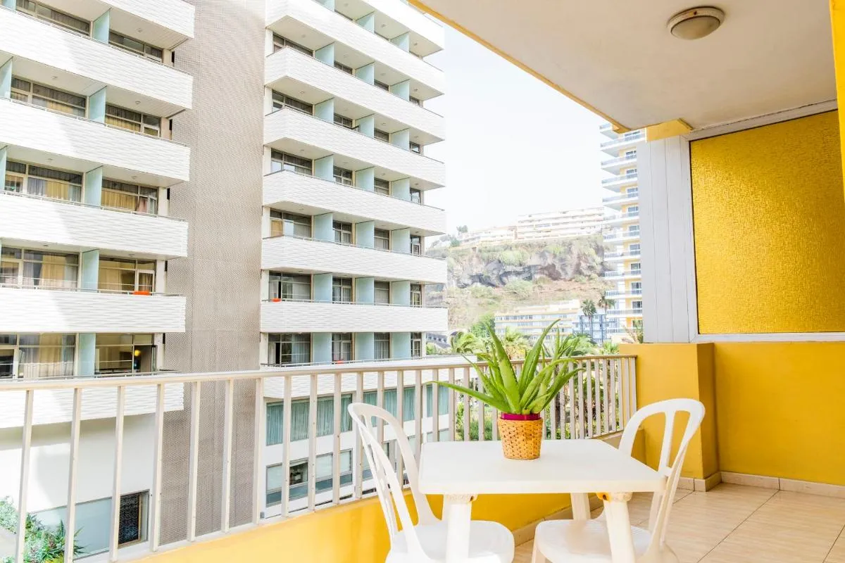 Image 3 of Live puerto de la cruz las palmeras