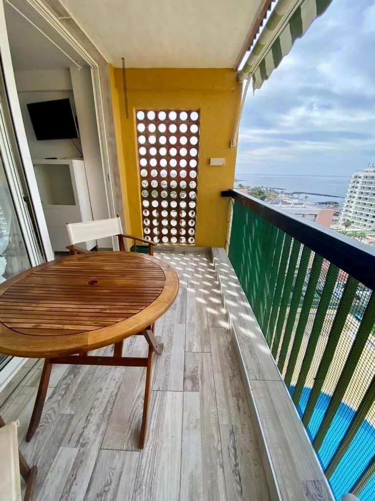 Image 3 of Lookout Point Tenerife Holiday Apartment Las Americas