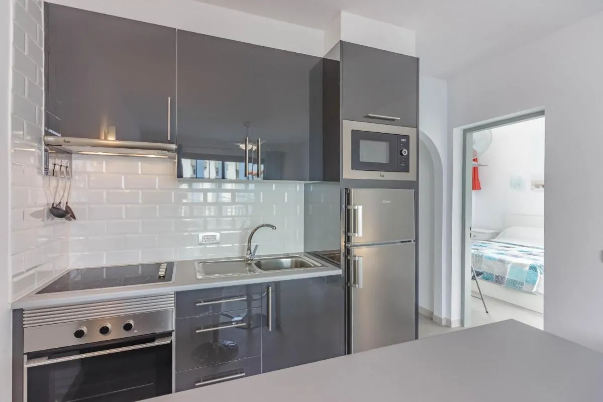 Image 4 of Los Cristianos Heated Pool Sea View Diamantes WIFI