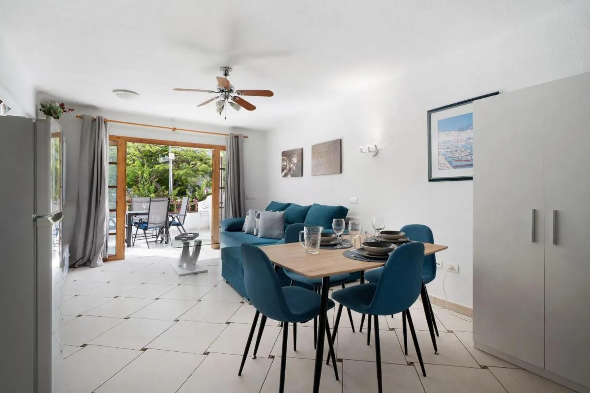 Image 4 of Los Geranios 82