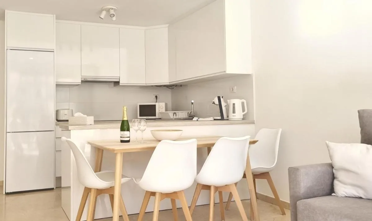 Image 2 of Lovely apartment with big sunny terrace