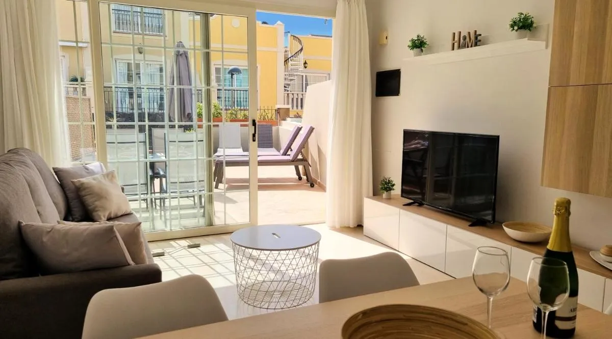Image 3 of Lovely apartment with big sunny terrace