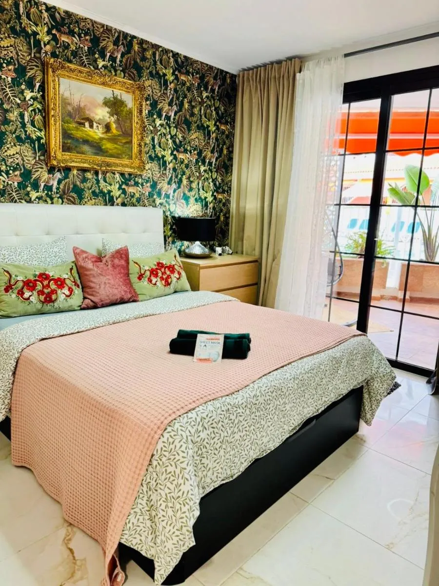 Image 4 of Lux and Cozy apartment