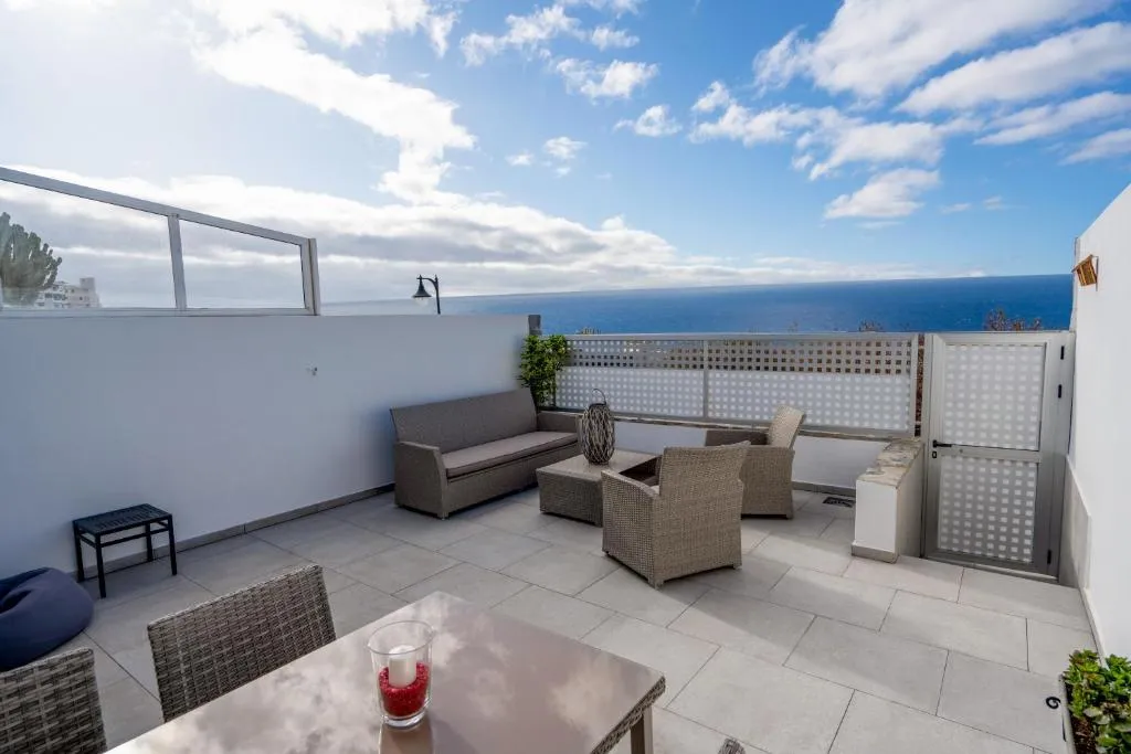 Image of Luxurious apartment with large terrace and sea views