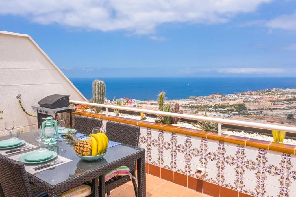 Image of Luxury Penthouse 105m2,bali bed,heated pool,Sunset