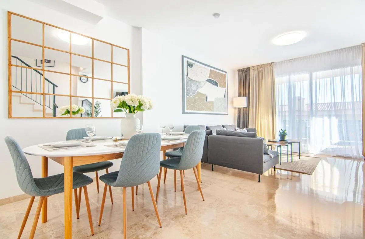 Image 4 of Luxury Townhouse with panoramic sea view