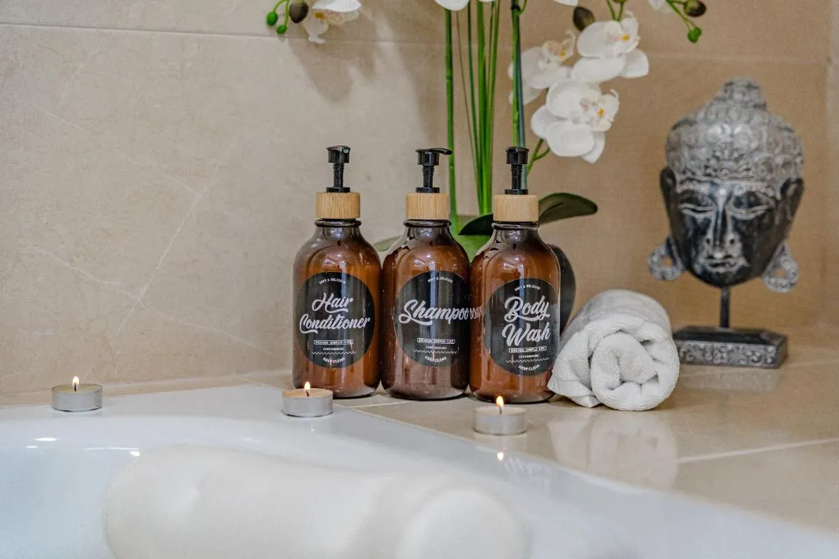 Image 2 of Luxury Vacation House Dakota