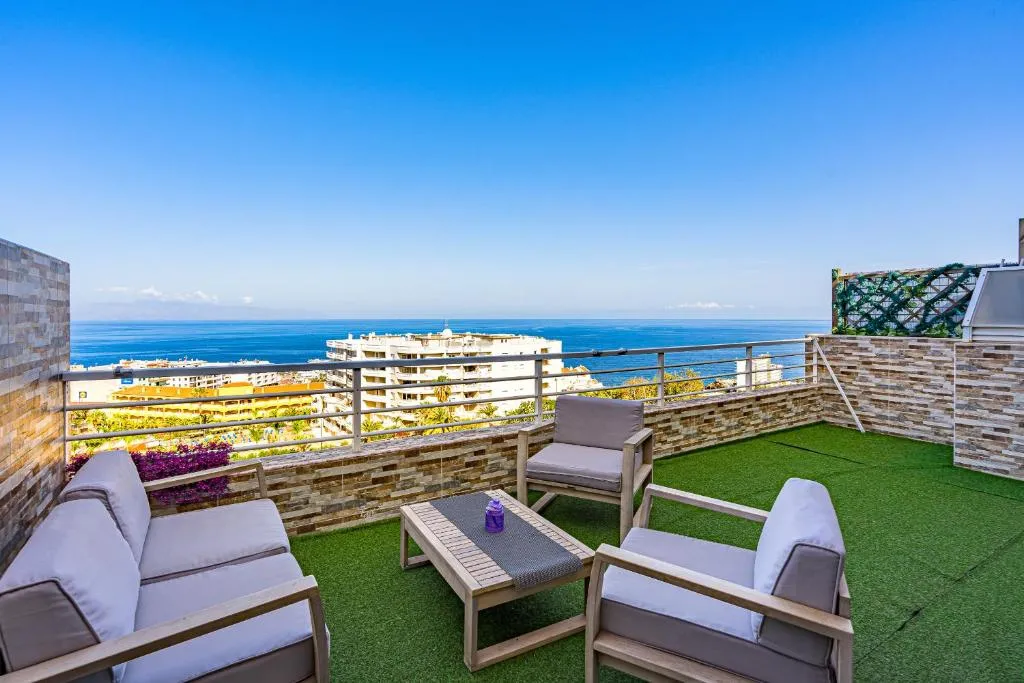 Image of Luxury apartment with stunning ocean view