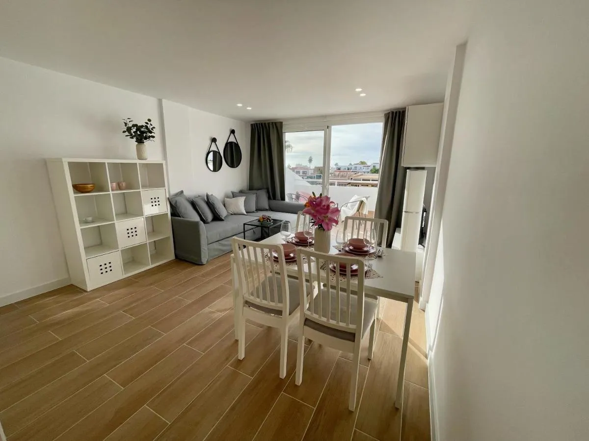 Image 6 of Malibu Park 2116 – Ocean View