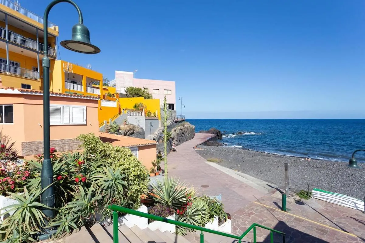 Image 5 of Modern 2bedroom Seaviews & Wifi