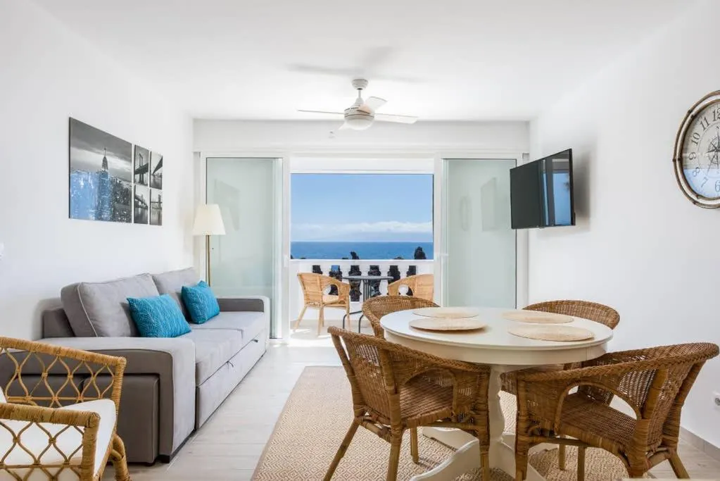 Image 5 of Modern, cozy and peaceful oceanfront oasis