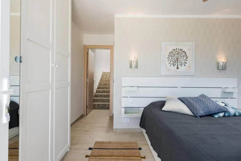 Image 1 of Modern, cozy and peaceful oceanfront oasis