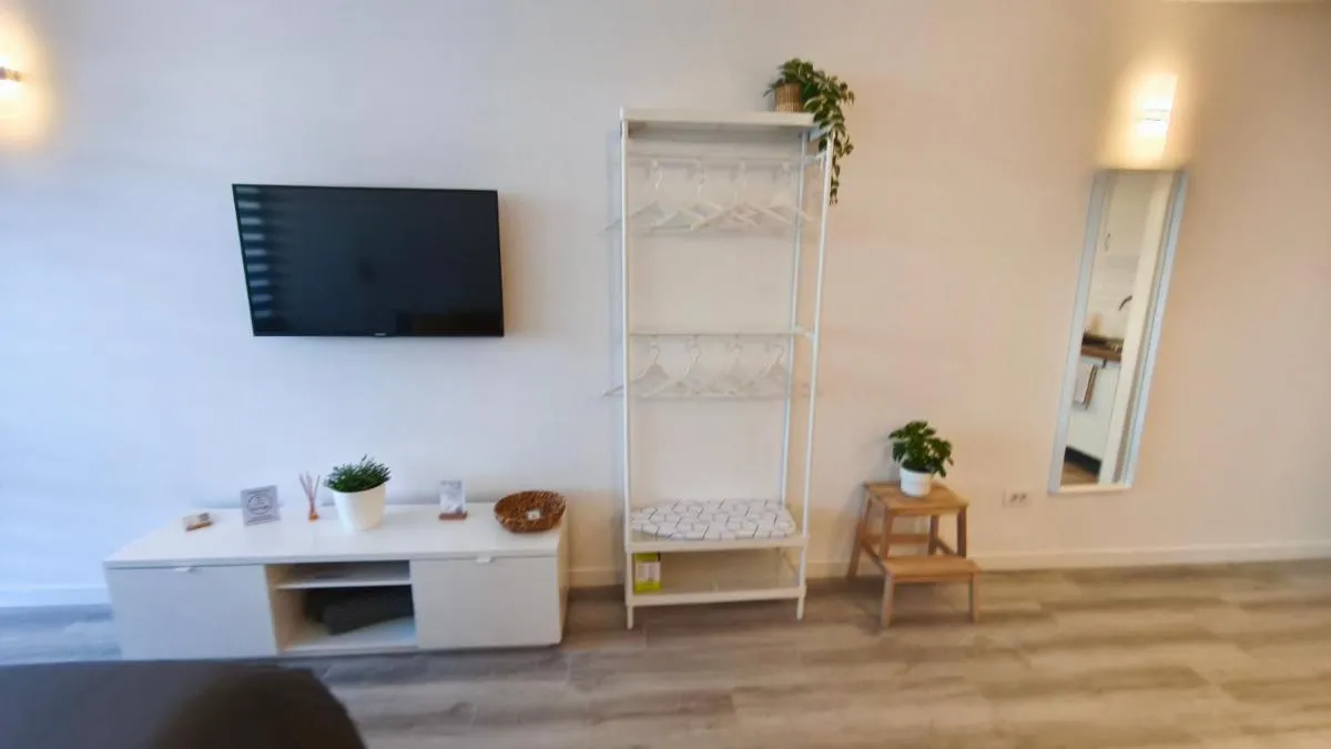 Image 4 of Moderno estudio en Costa del silencio con terraza y piscina