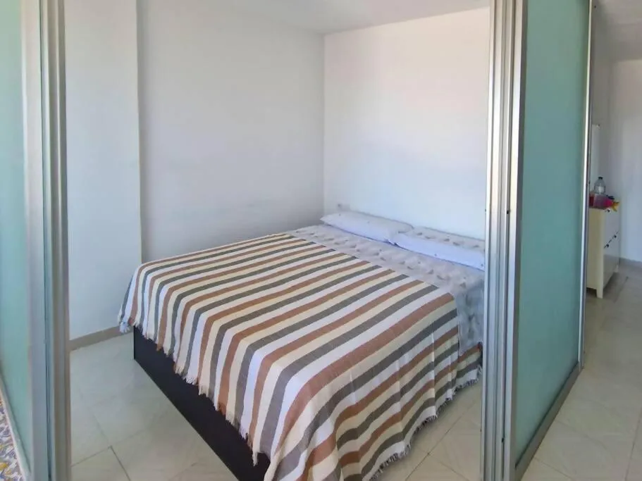 Image 6 of Monolocale vista spettacolare sulloceano OV401