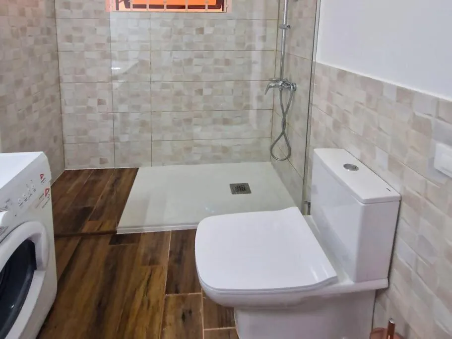 Image 2 of Monolocale vista spettacolare sulloceano OV401