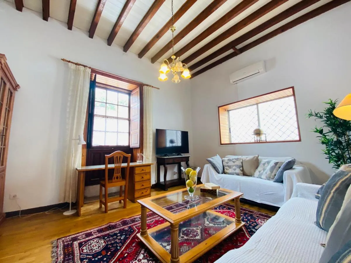 Image 4 of NEW TYPICAL CANARY HOME CASA MÁ, Arona Tenerife