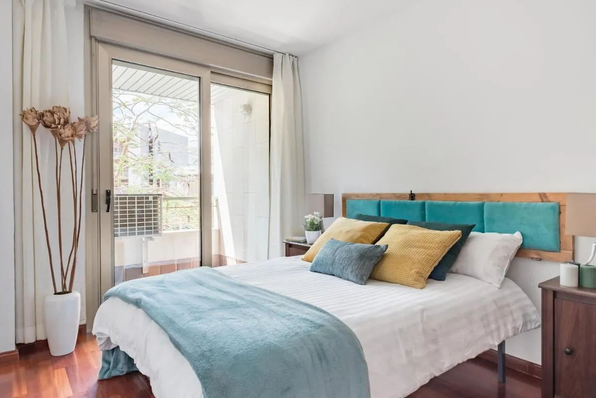 Image 1 of NEW VIP piscina y gimnasio