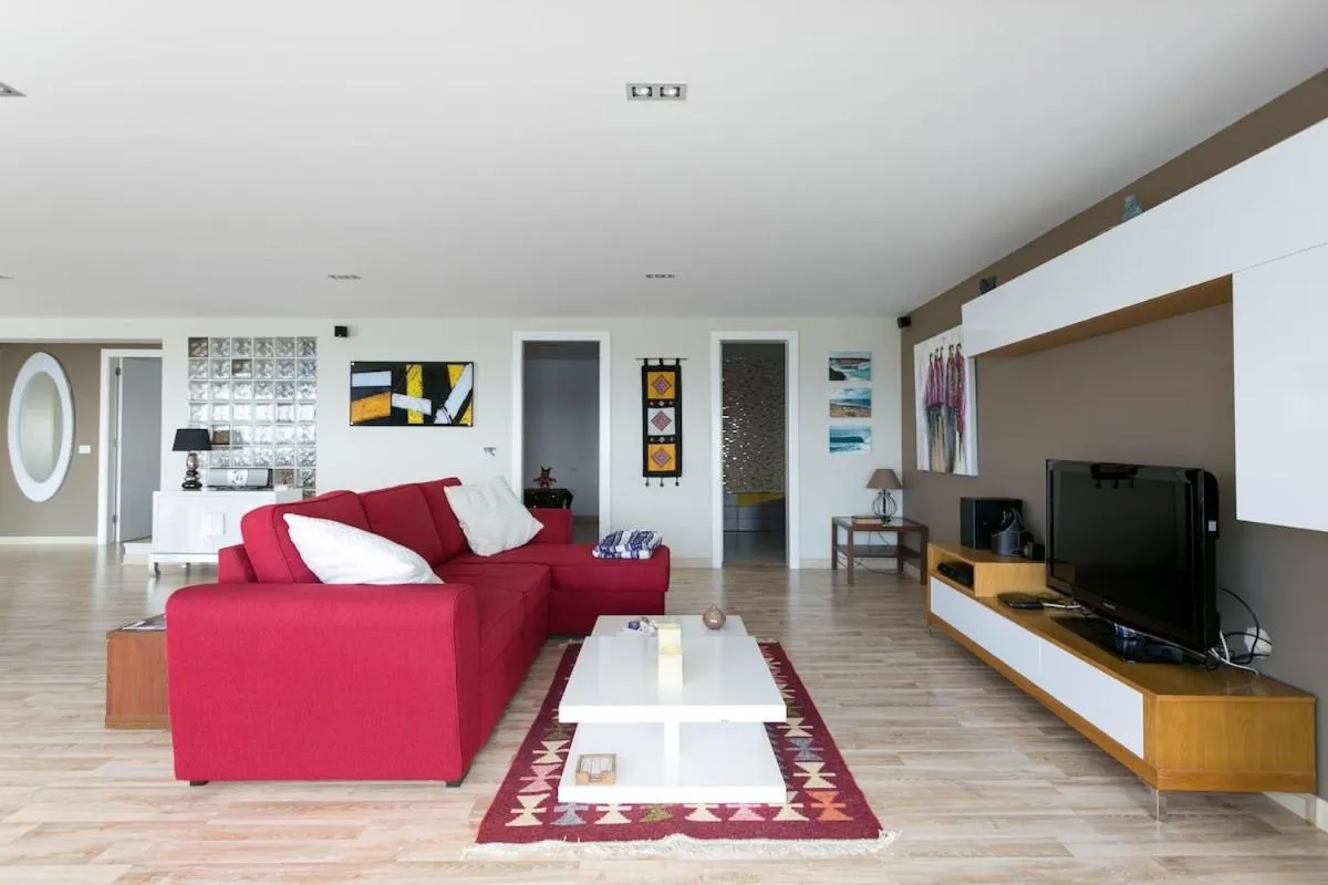 Image 4 of Nice and comfortable vacational apartment with sea view