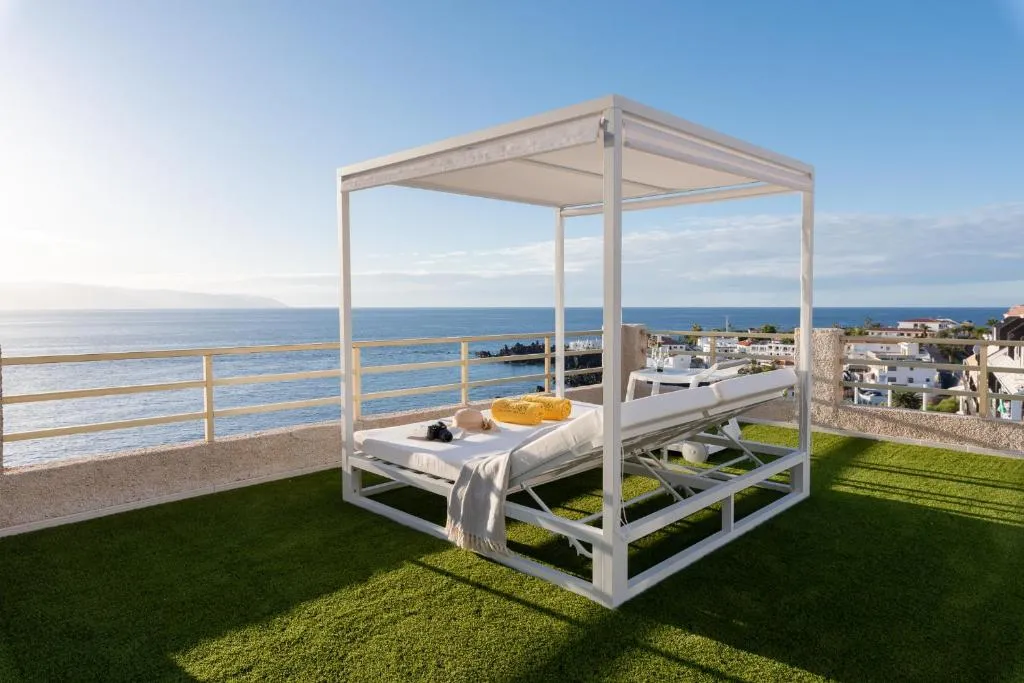 Image of OBSIDIAN Mirador del Oceano