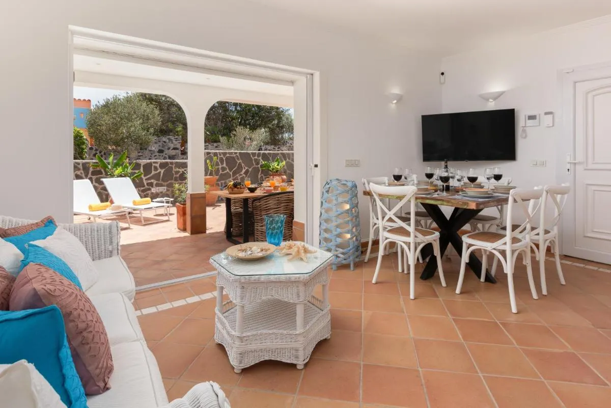 Image 5 of OBSIDIAN Villa Estrella del Mar