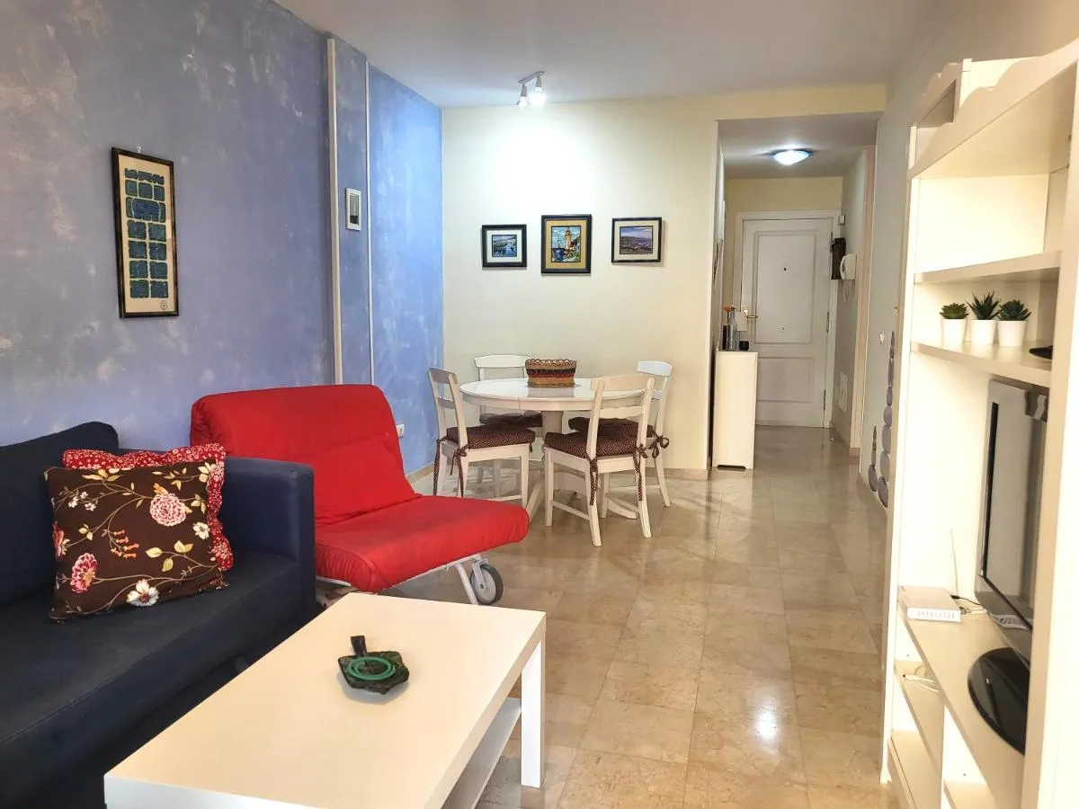 Image 6 of Oasis Palm Mar by HelloApartments