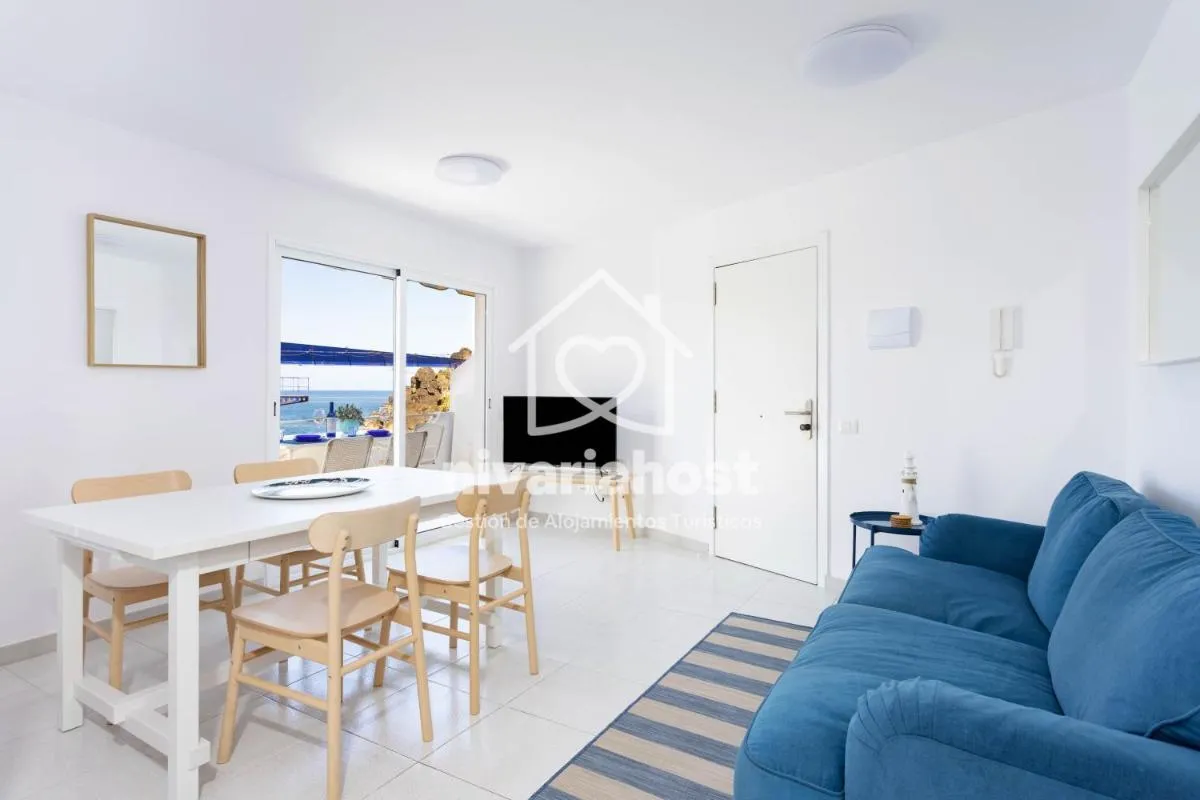 Image 3 of Ocean View El Pris, by Nivariahost