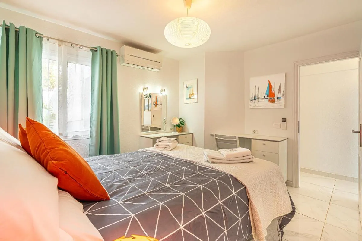 Image 1 of Ocean View La Caleta