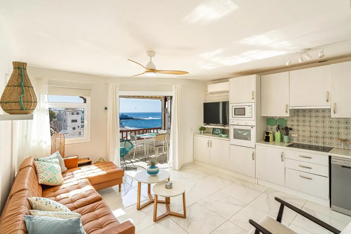 Image 4 of Ocean View La Caleta