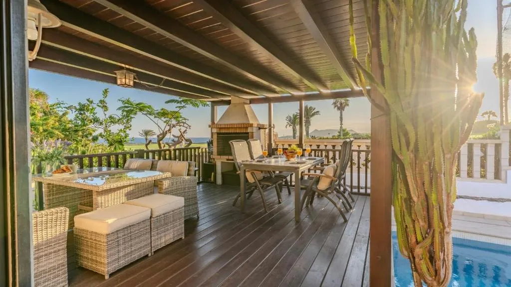 Image of Oceanfront villa – Amarilla Breeze