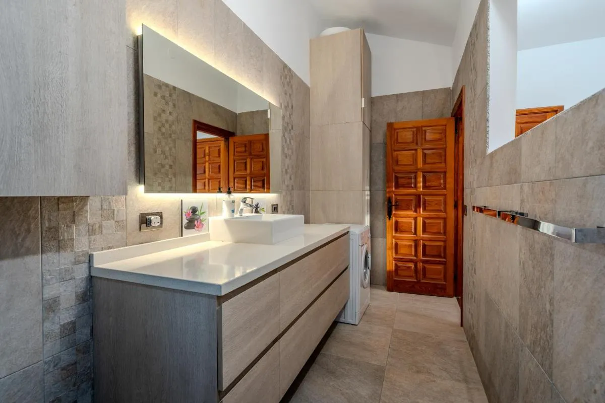 Image 2 of Oceanfront villa – Amarilla Breeze