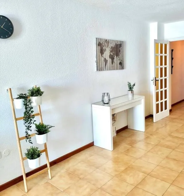 Image 4 of Ocean view apartment with terrace