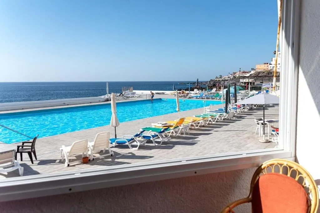 Image 2 of Ocean view studio