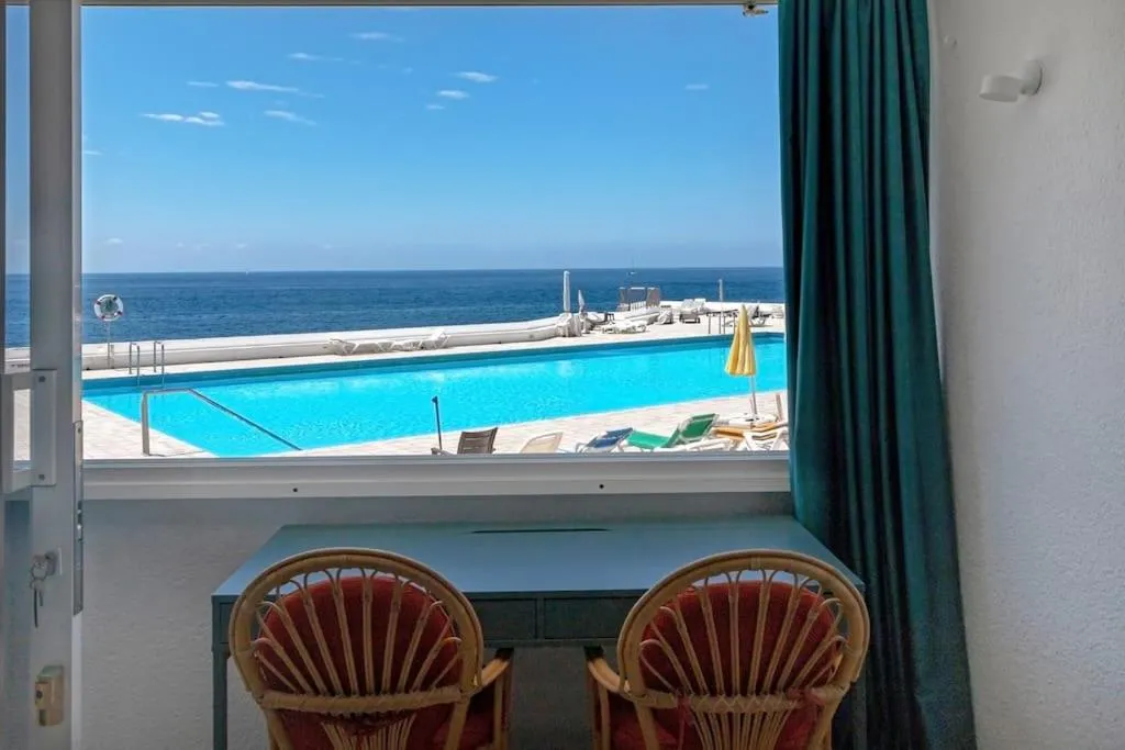 Image 5 of Ocean view studio