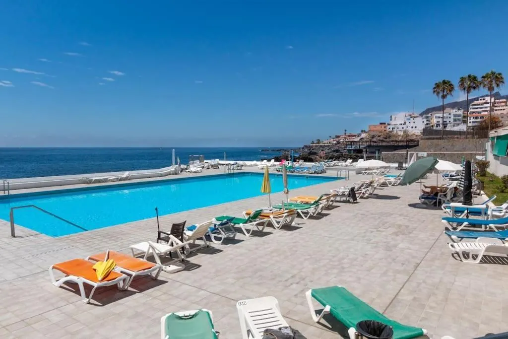 Image 4 of Ocean view studio