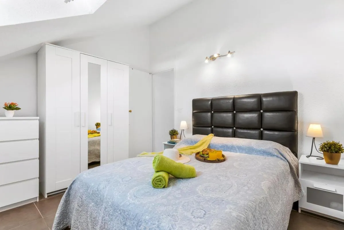 Image 1 of Panoramic 2 Bed Penthouse